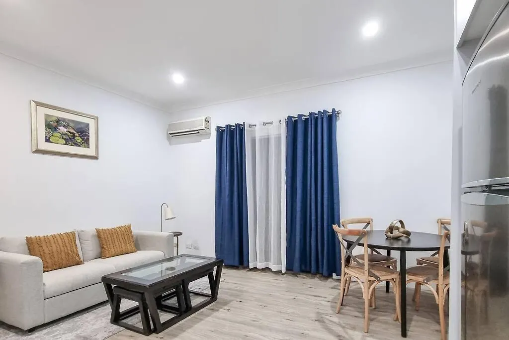 Wishart 1Bed 1Bath Tiny, Quiet House W Parking Apartment Brisbane